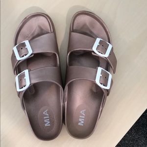Mia jasmin slide sandals